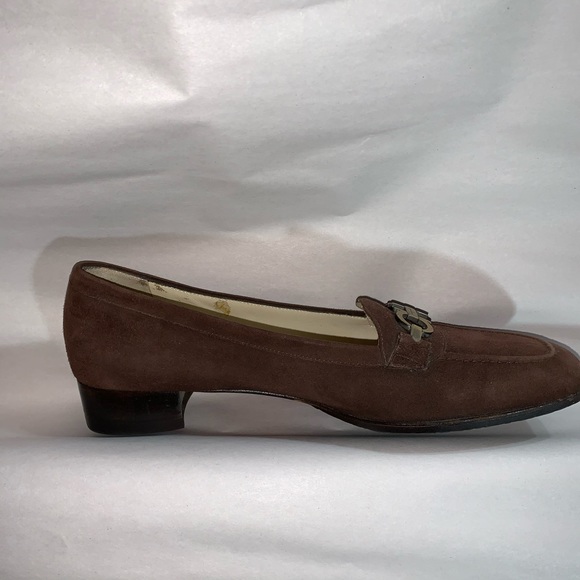 SALVATORE FERRAGAMO size 7B brown suede LOAFERS - Picture 6 of 12